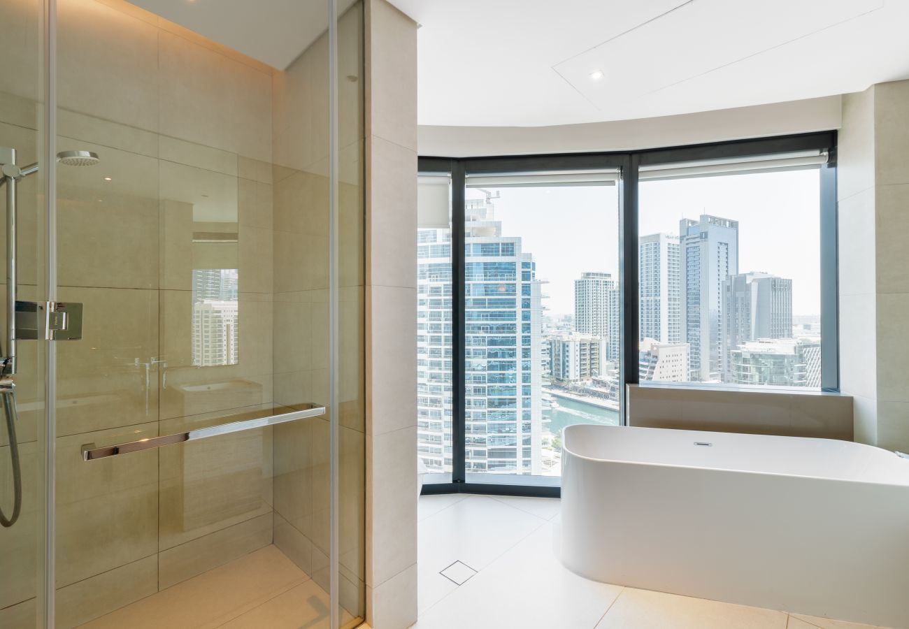 Apartment in Dubai - Luxury Sea View 3BR + Maid Apt. at the Address JBR