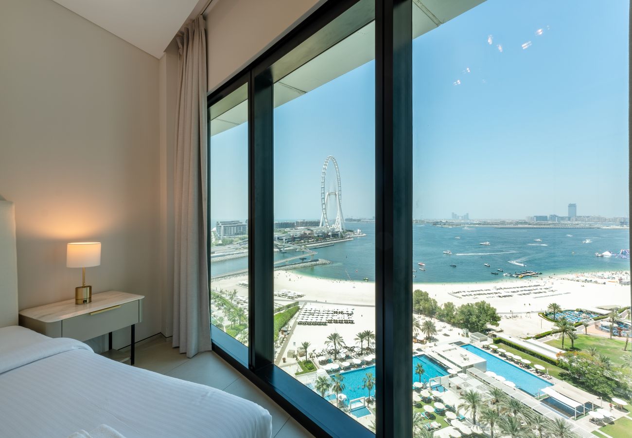 Apartment in Dubai - Luxury Sea View 3BR + Maid Apt. at the Address JBR
