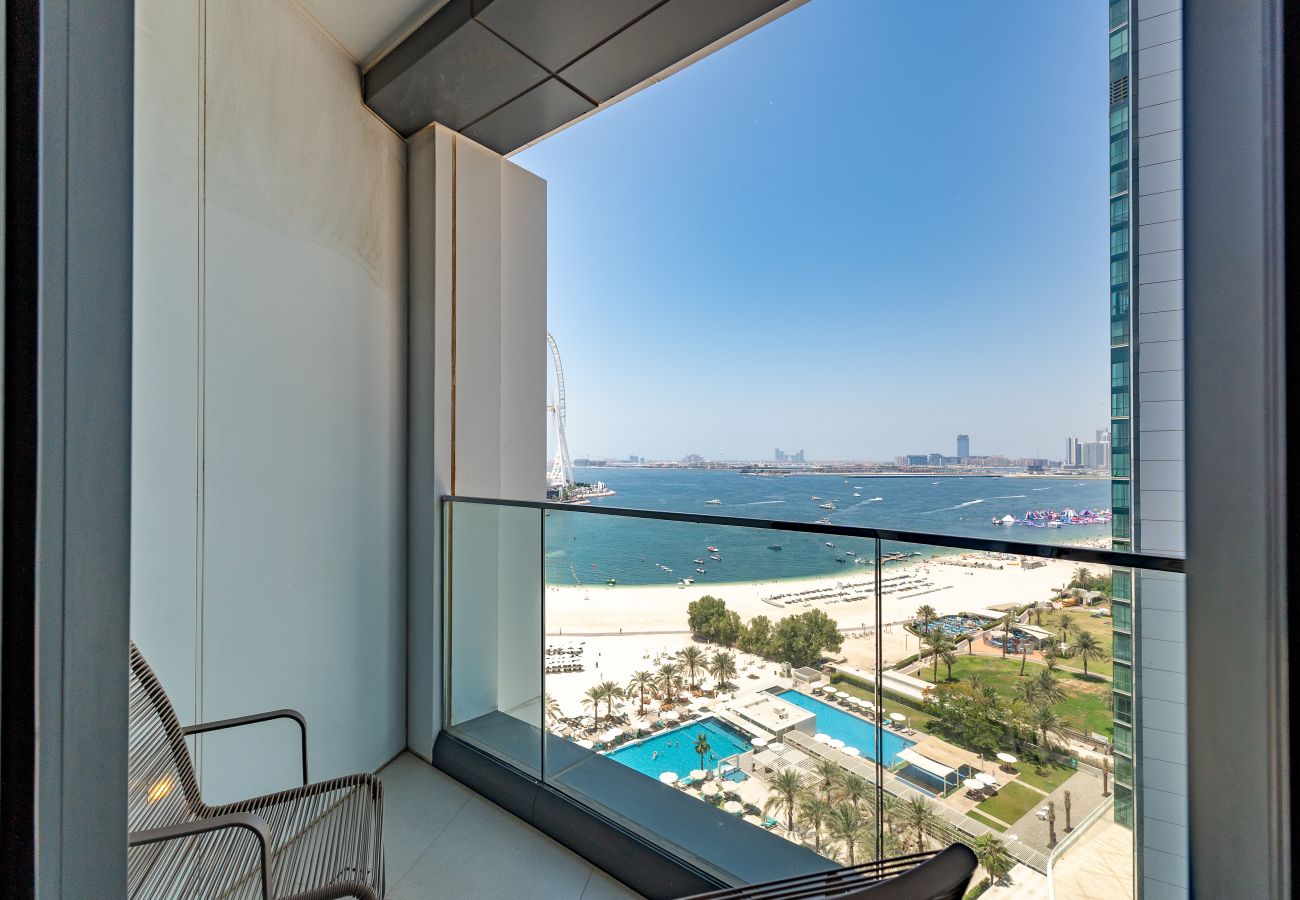 Apartment in Dubai - Luxury Sea View 3BR + Maid Apt. at the Address JBR