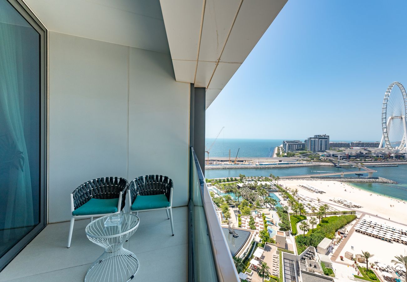 Apartment in Dubai - Luxury Sea View 3BR + Maid Apt. at the Address JBR