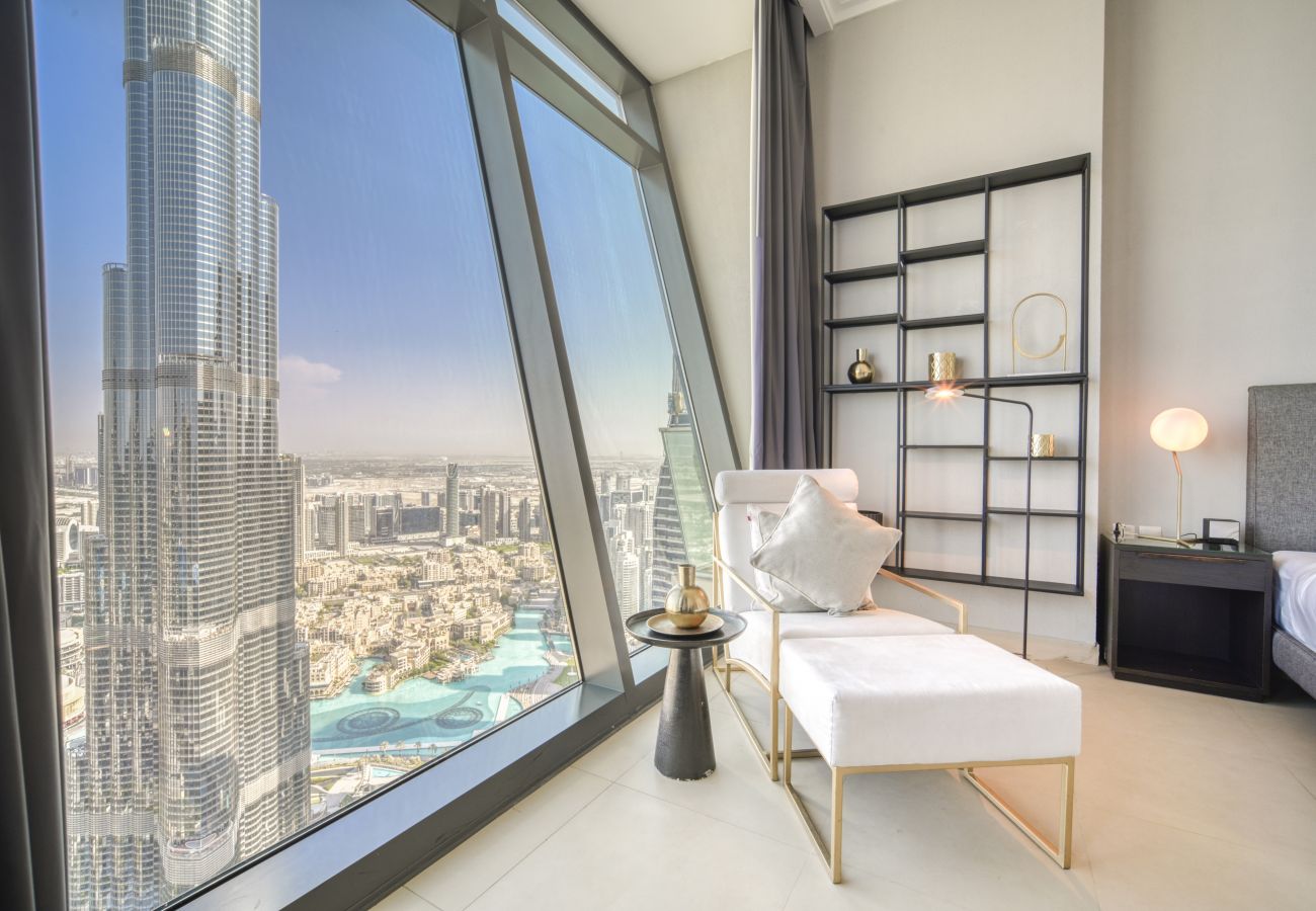 Apartment in Dubai - Contemporary Apt with Burj Khalifa View