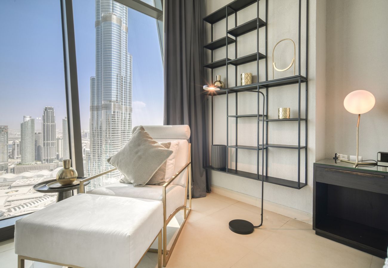 Apartment in Dubai - Contemporary Apt with Burj Khalifa View