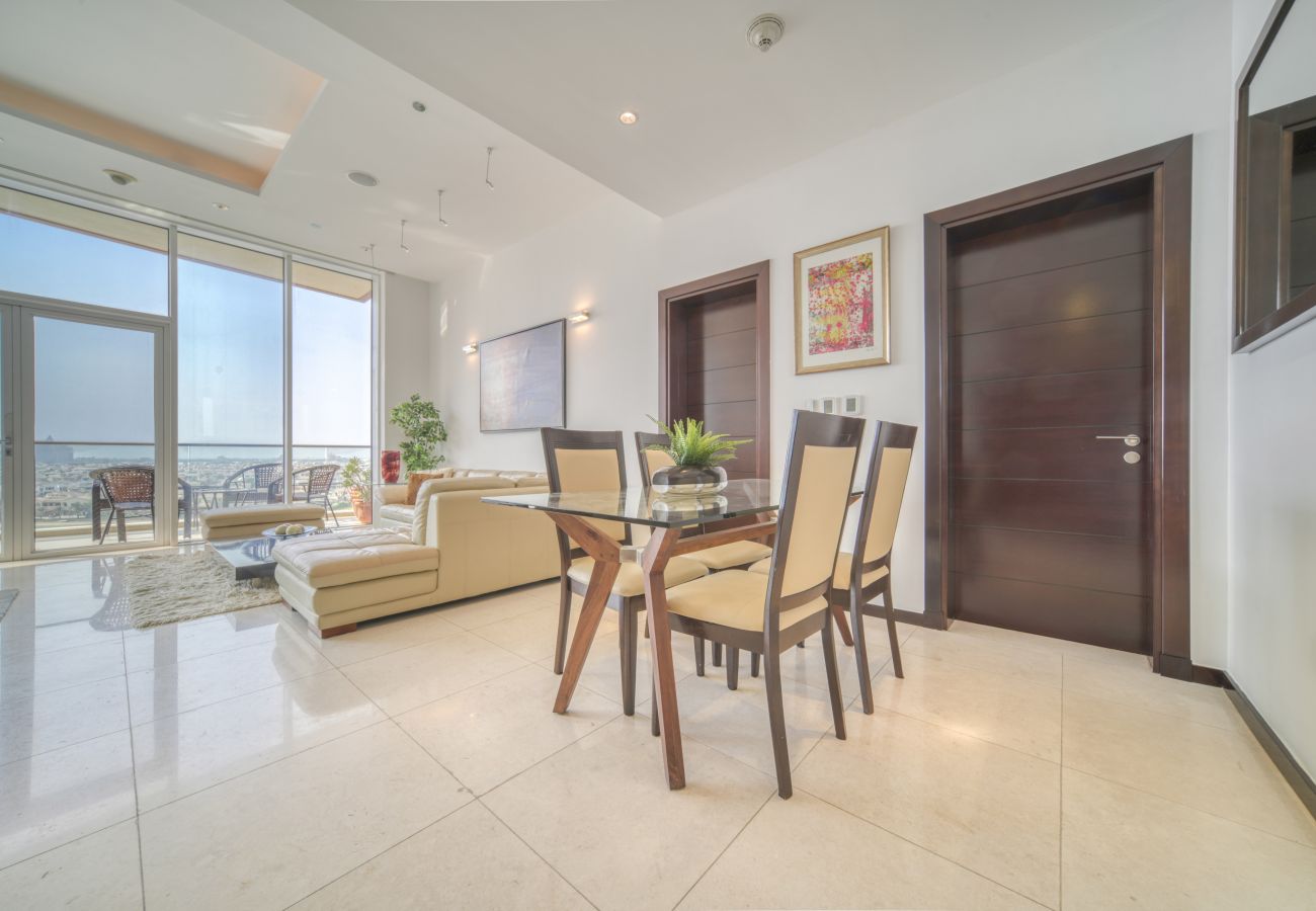 Apartment in Dubai - Waterfront Sea View Apt w/ Wow Factor on The Palm