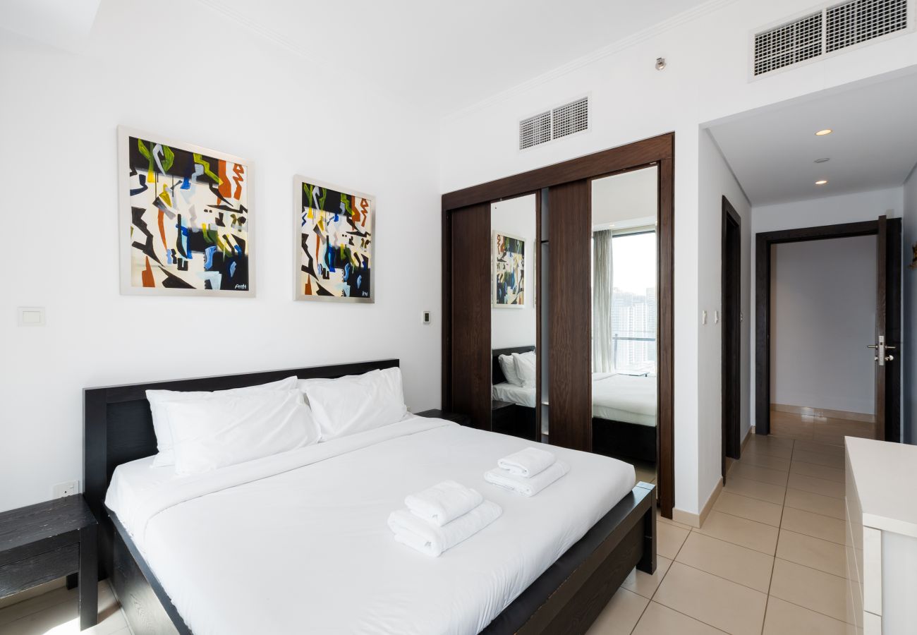 Apartment in Dubai - Big, Bright, Luxury Marina View Apt near Beach