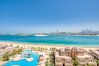 Apartment in Dubai - Luxury Palm Apartment with Beach & Sea View