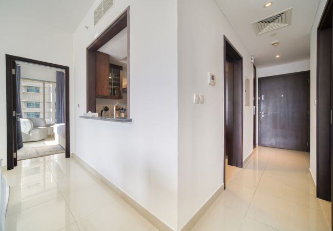 Apartment in Dubai - Luxury Lifestyle and Downtown Views