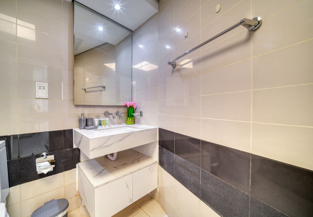 Apartment in Dubai - Convenience & Luxury in Downtown Community
