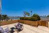 Apartment in Dubai - Exquisite 2BR w/ Exclusive Beach Access at the Palm