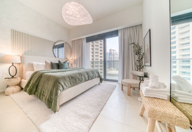 Apartment in Dubai - Artfully Designed Retreat at Downtown Dubai