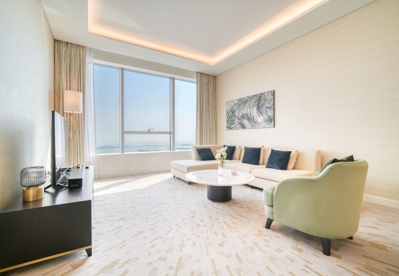 Apartment in Dubai - Regal Vista, Palm Tower's Luxe Retreat - St. Regis