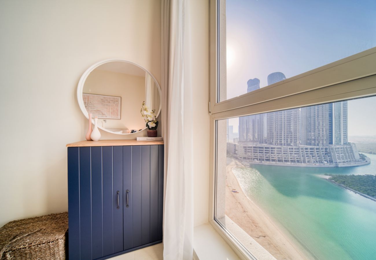 Apartment in Abu Dhabi - Reem Island Beach Escape w/ Stellar Balcony Views