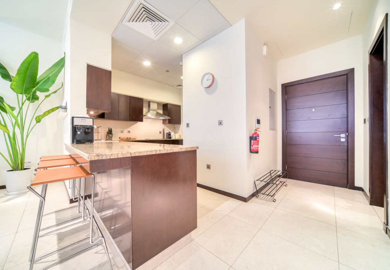 Apartment in Dubai - Grand Oasis at the Palm w/ Balcony & Beach Access