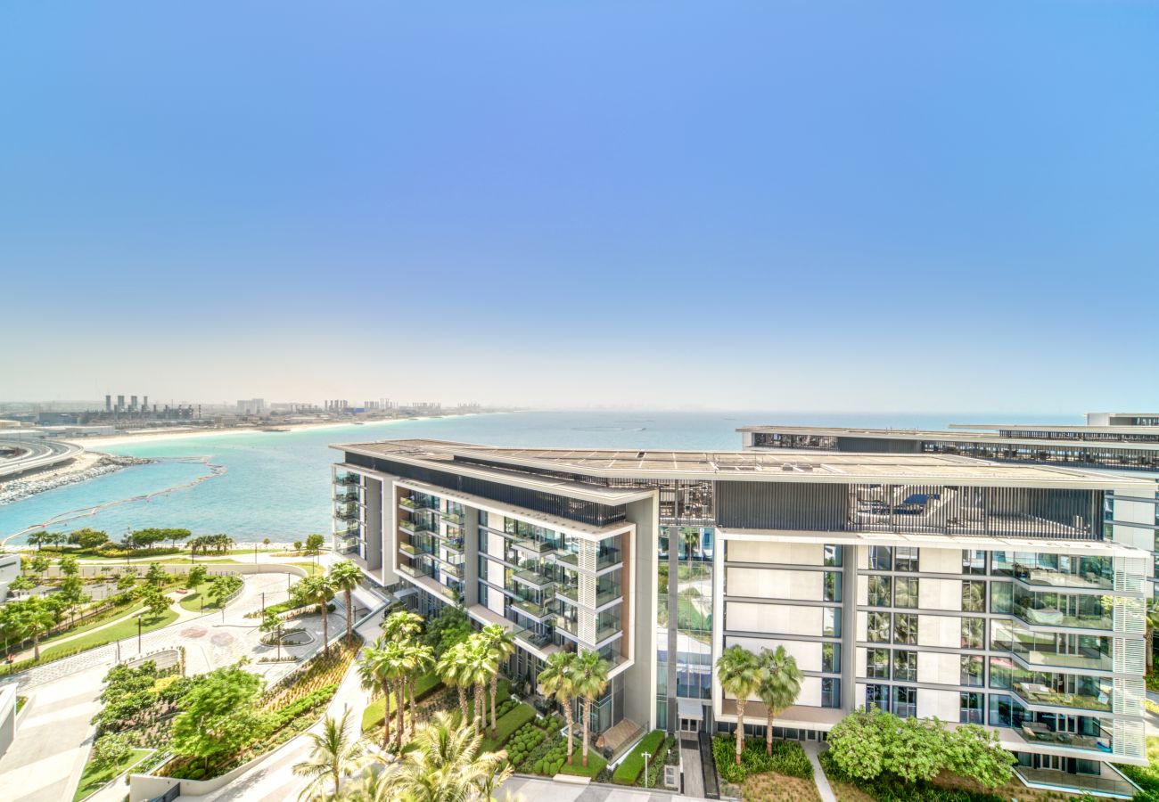 Apartment in Dubai - Sparkling Balcony Sea View Apt in Bluewaters