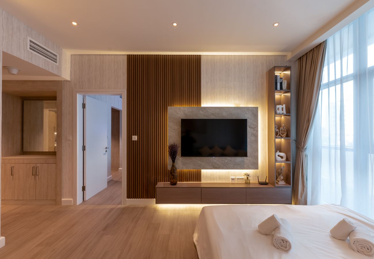 Apartment in Dubai - Prestigious 1BR Escape at The Palm