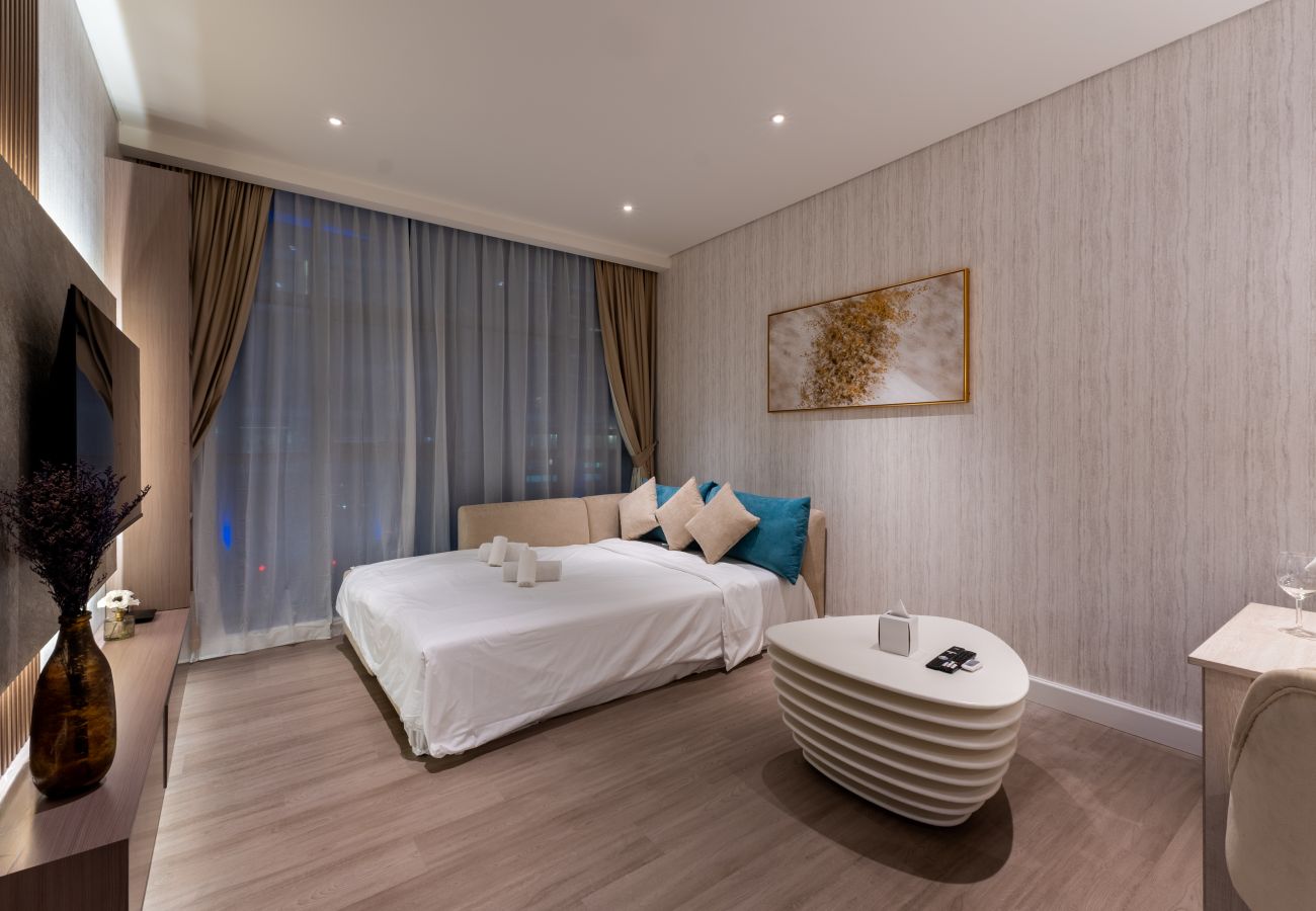 Apartment in Dubai - Prestigious 1BR Escape at The Palm