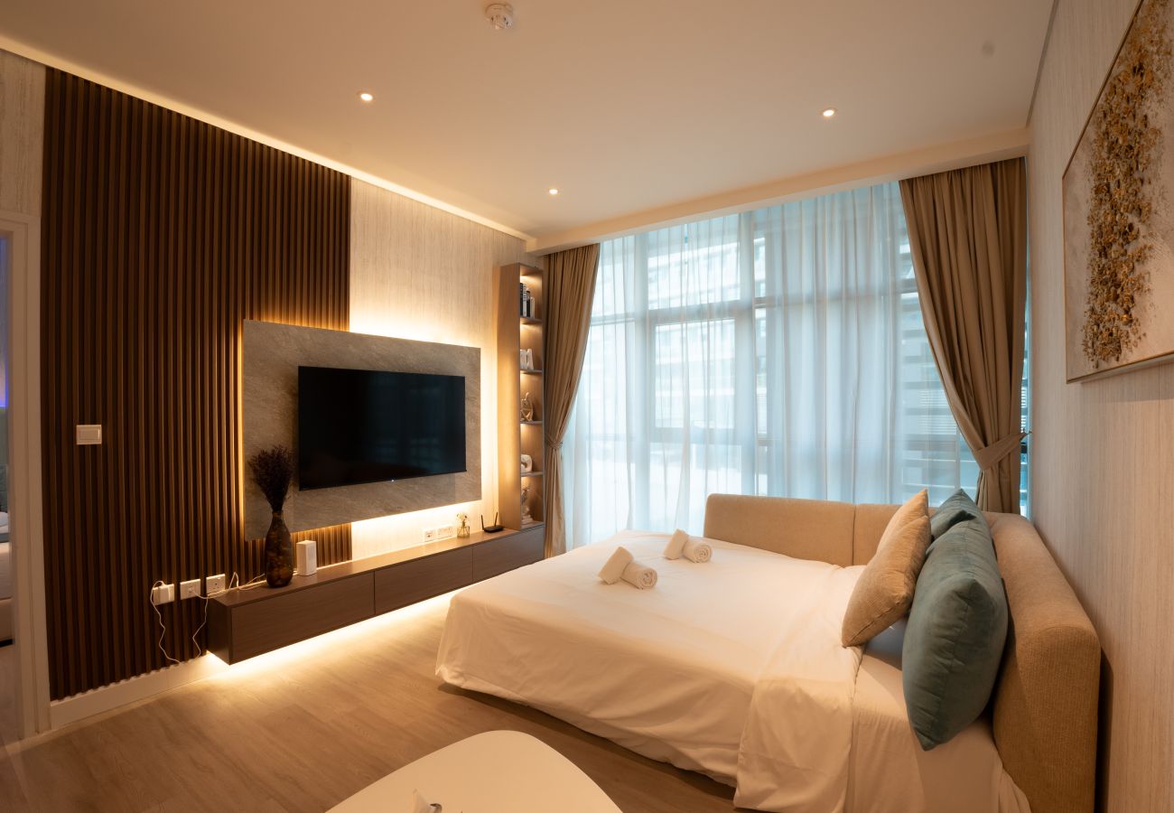 Apartment in Dubai - Prestigious 1BR Escape at The Palm