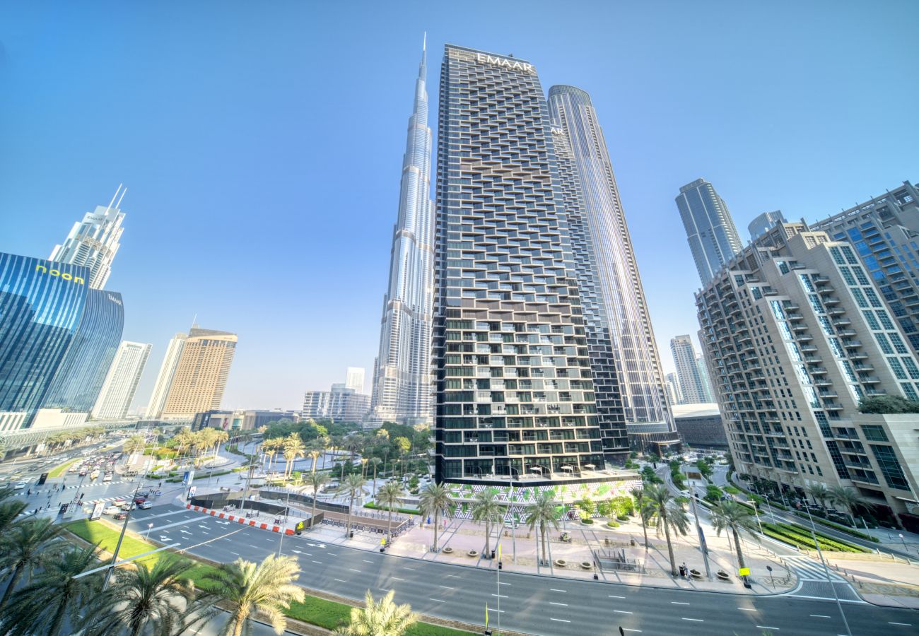 Apartment in Dubai - Scandi Downtown Apt w/ Burj Khalifa View Balcony