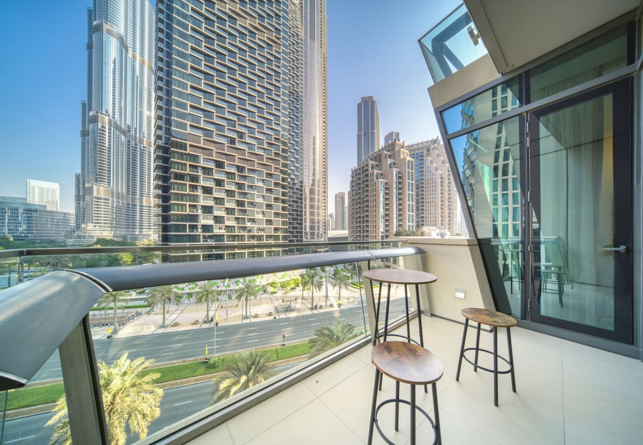 Apartment in Dubai - Scandi Downtown Apt w/ Burj Khalifa View Balcony