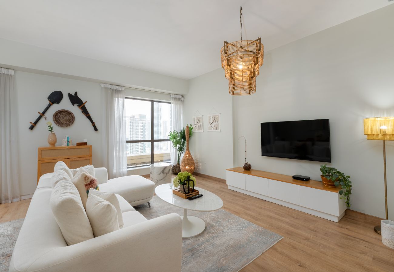 Apartment in Dubai - 2BR Escape with Panoramic Marina Views in JBR