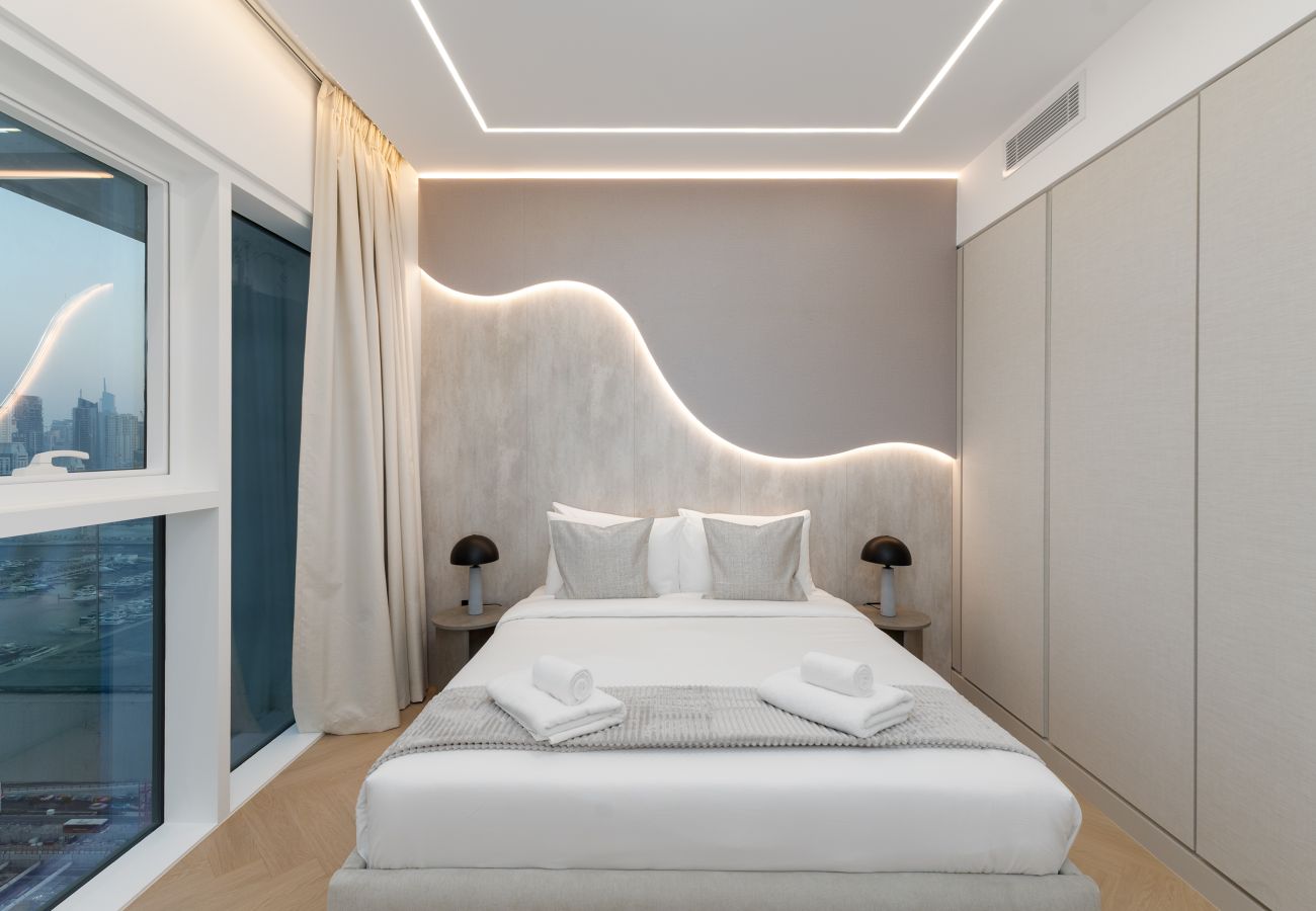 Apartment in Dubai - Lavish 2BR with Spectacular Sea Views