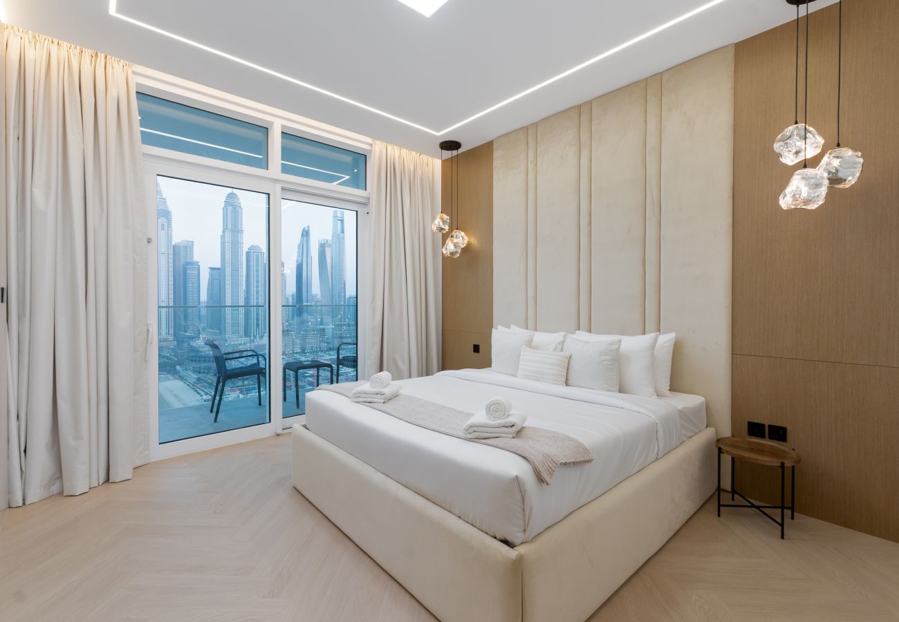 Apartment in Dubai - Lavish 2BR with Spectacular Sea Views
