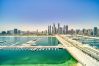 Apartment in Dubai - Lavish 2BR with Spectacular Sea Views
