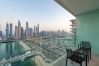 Apartment in Dubai - Lavish 2BR with Spectacular Sea Views