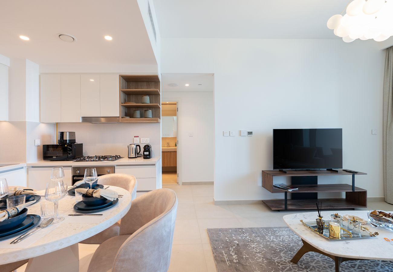 Apartment in Dubai - Elegant 1BR Apt, Steps Away from Dubai Mall