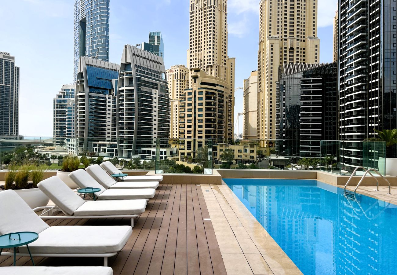 Apartment in Dubai -  Elegant 2BR w/ Breathtaking Marina Balcony