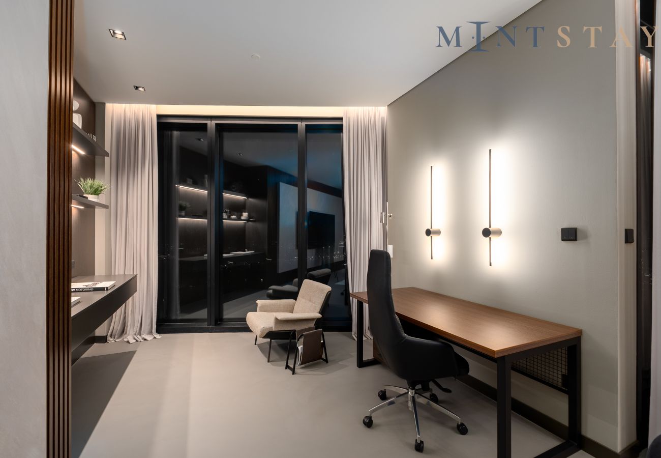 Apartment in Dubai - Modern 4BR+M w/ Beach Access at Address JBR