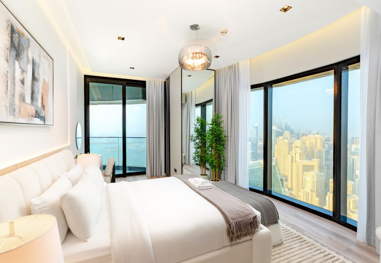 Apartment in Dubai - Modern 4BR+M w/ Beach Access at Address JBR