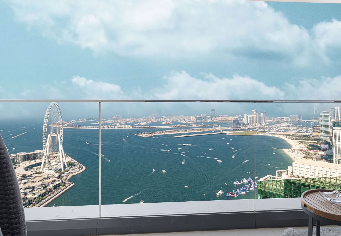 Apartment in Dubai - Modern 4BR+M w/ Beach Access at Address JBR