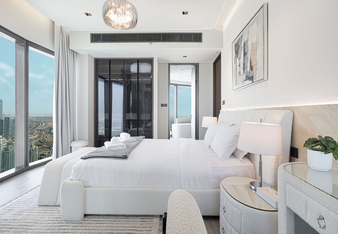 Apartment in Dubai - Modern 4BR+M w/ Beach Access at Address JBR