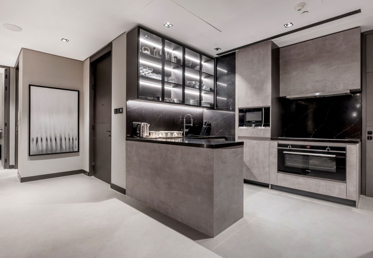 Apartment in Dubai - Modern 4BR+M w/ Beach Access at Address JBR