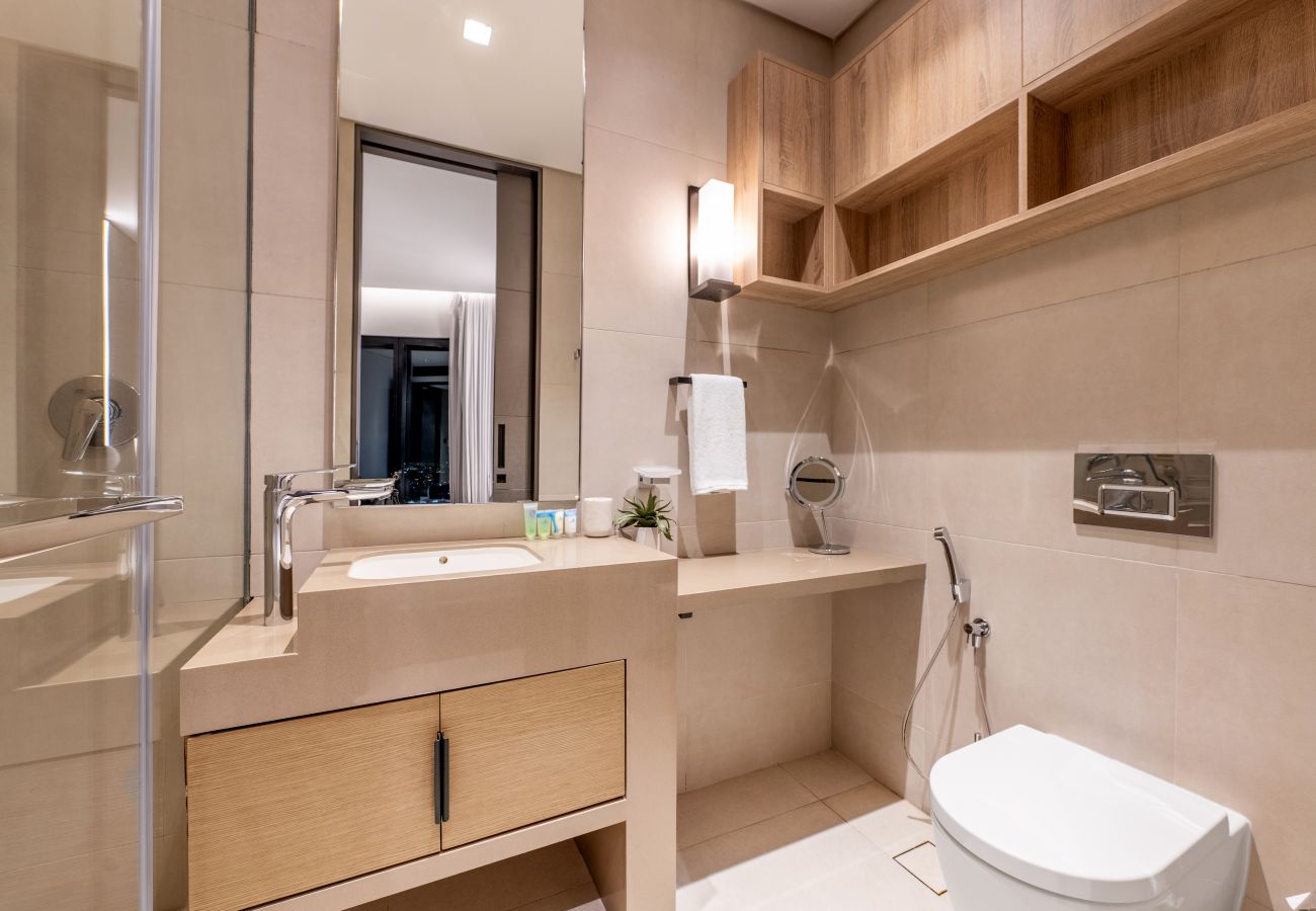 Apartment in Dubai - Modern 4BR+M w/ Beach Access at Address JBR