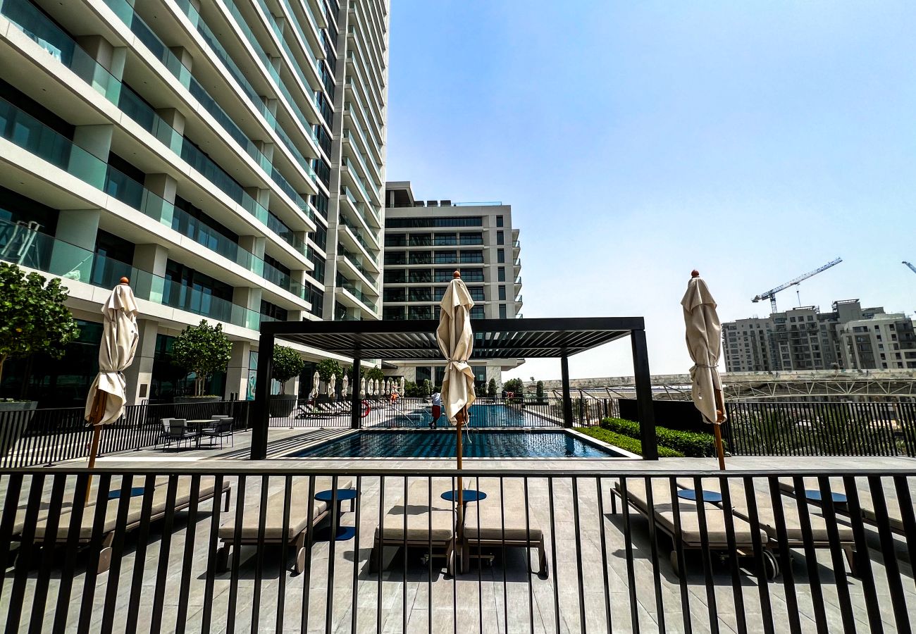 Apartment in Dubai - Cozy 2BR with Creek Views in Dubai Creek Harbour