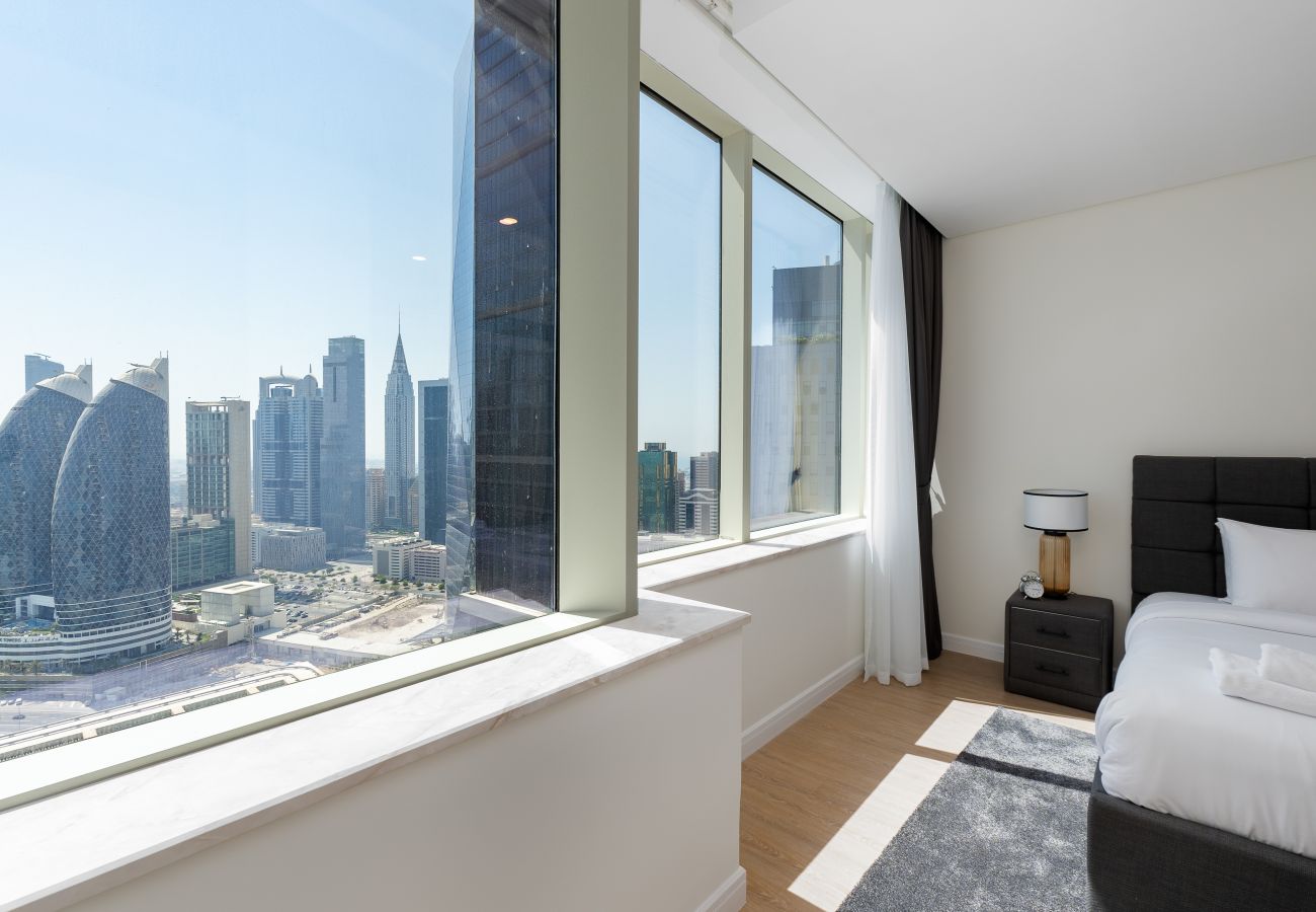 Apartment in Dubai - Pristine DIFC 1BR w/ Pool & Gym