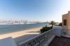 Villa in Dubai - Exclusive 5BR Palm Villa w/ Private Pool and Beach