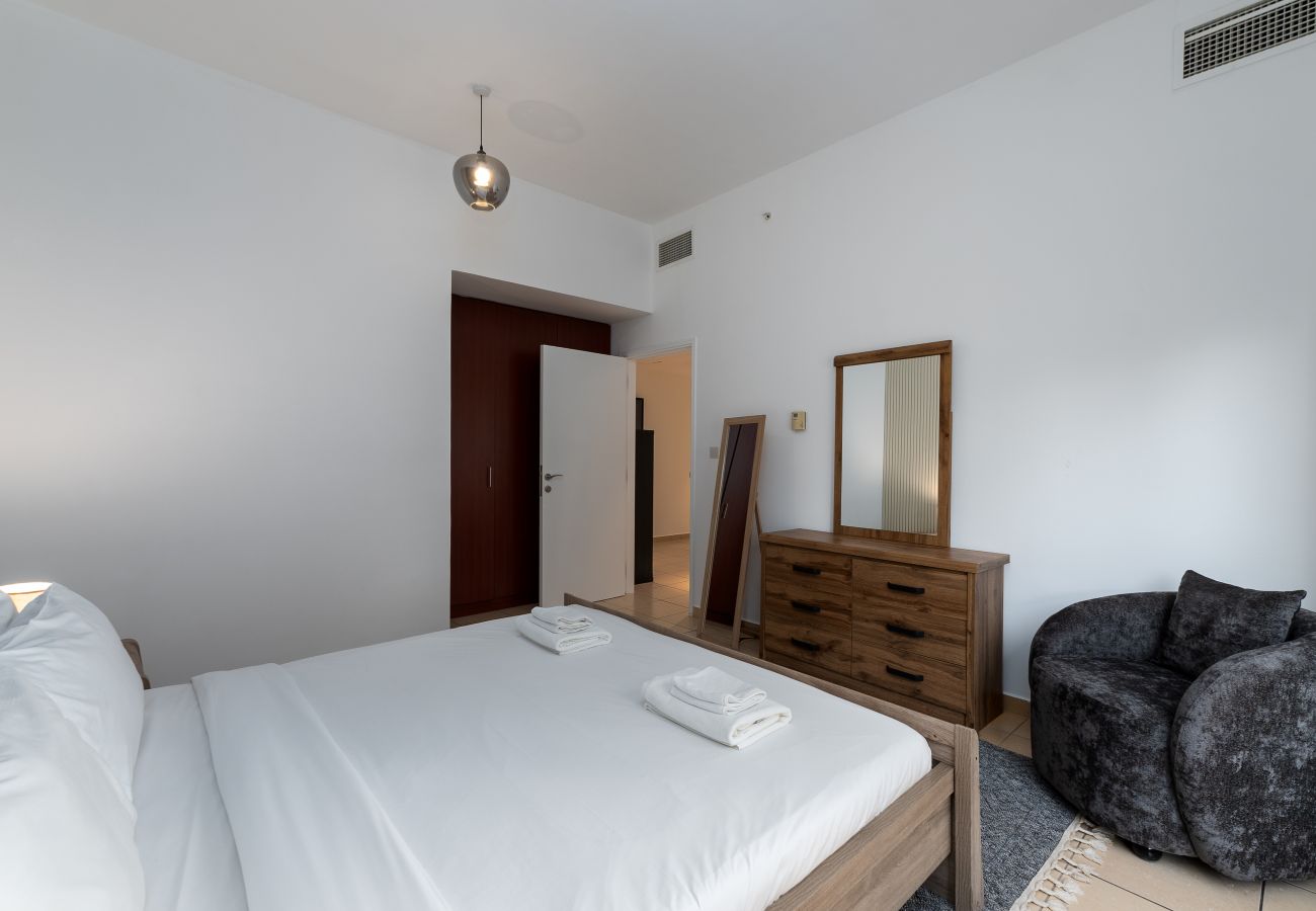 Apartment in Dubai - Cozy 3BR Space at JBR, Beach Nearby