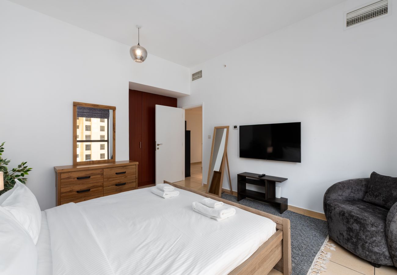 Apartment in Dubai - Cozy 3BR Space at JBR, Beach Nearby
