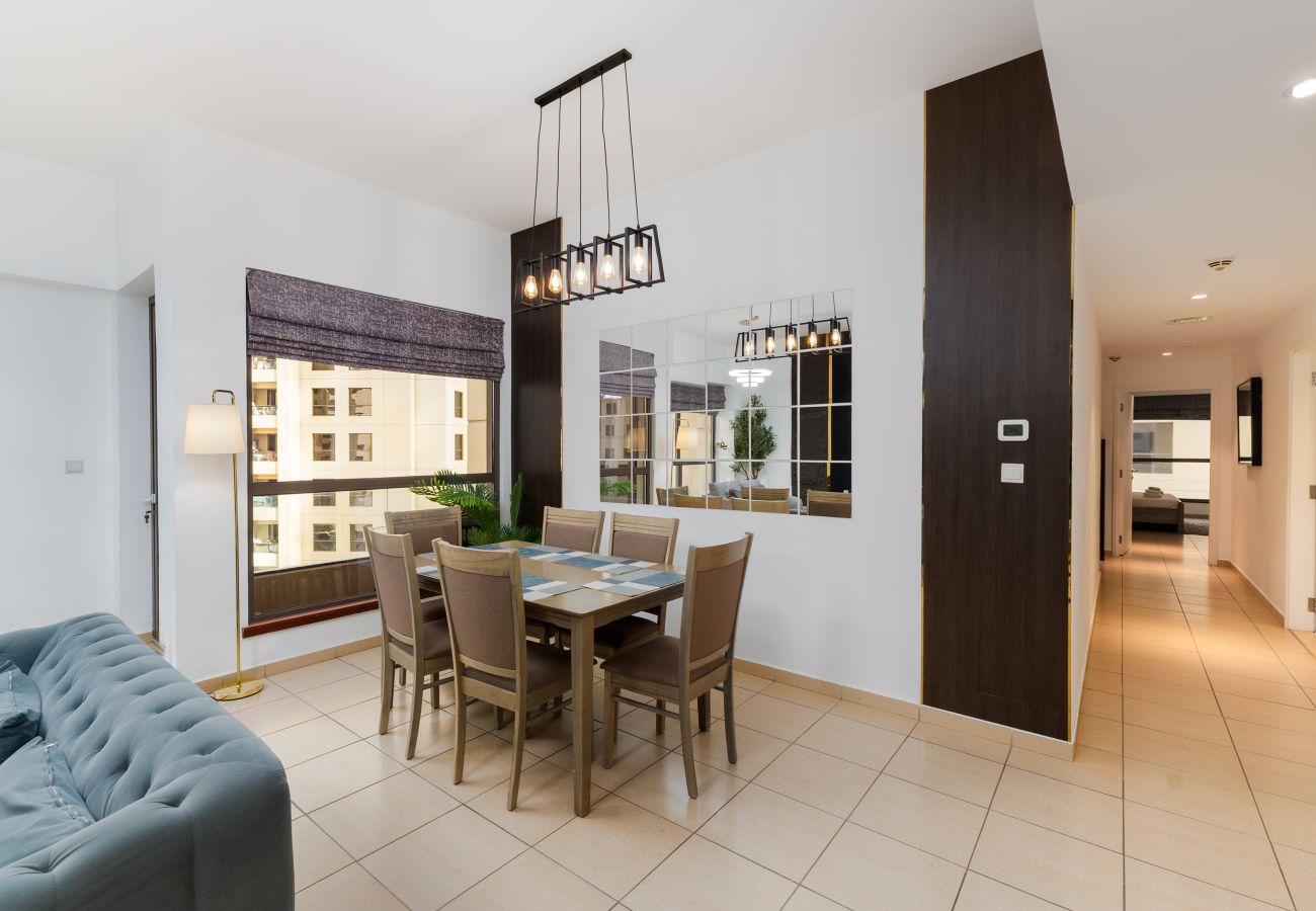 Apartment in Dubai - Cozy 3BR Space at JBR, Beach Nearby