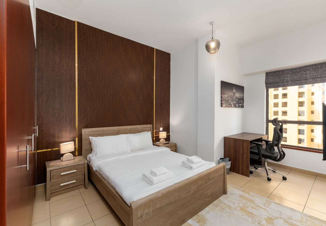 Apartment in Dubai - Cozy 3BR Space at JBR, Beach Nearby