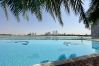 Apartment in Dubai - Urban 1BR Palm Apt w/ Beach Access