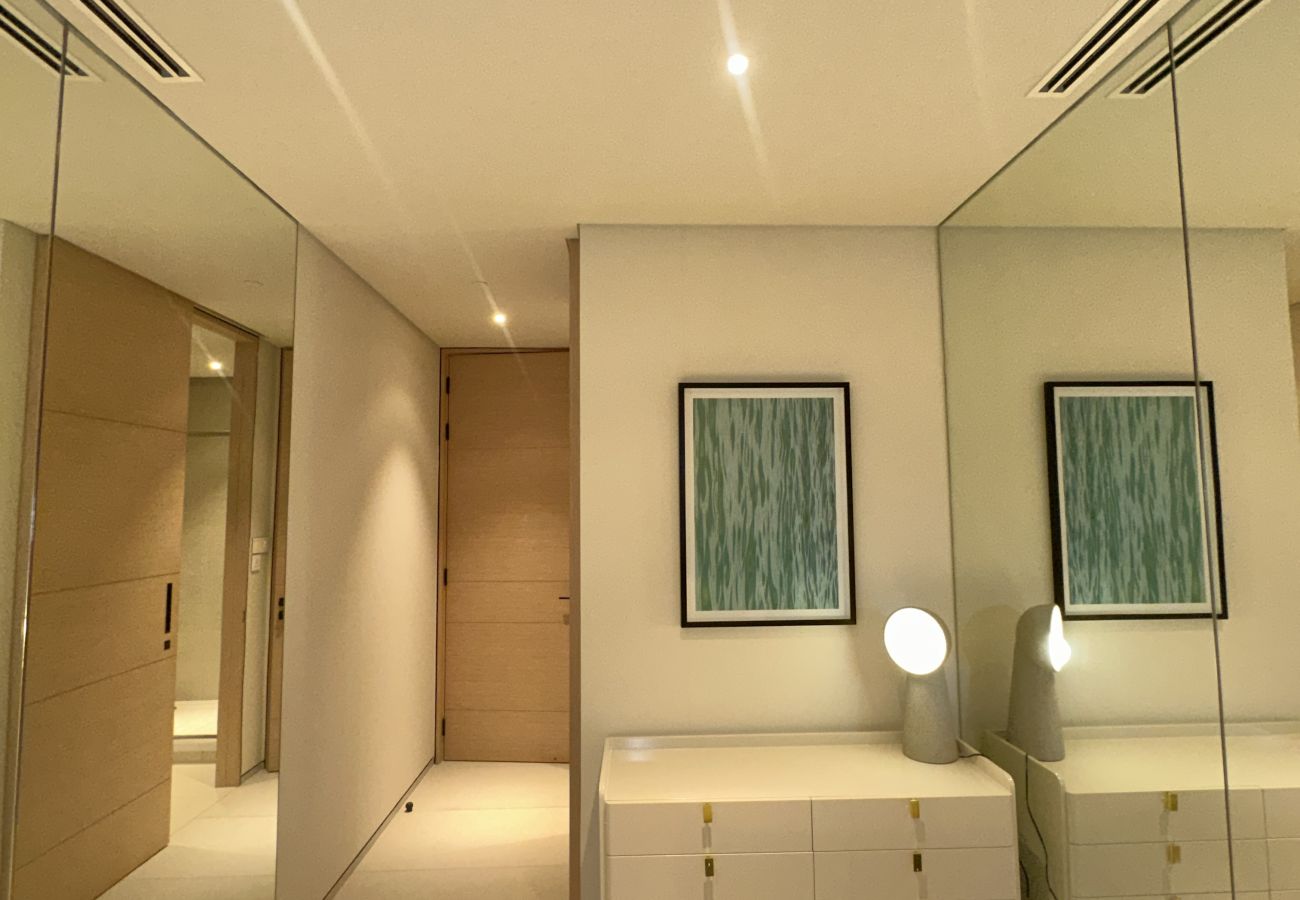 Apartment in Dubai - Stylish Address JBR 3BR w/ Ain Dubai View