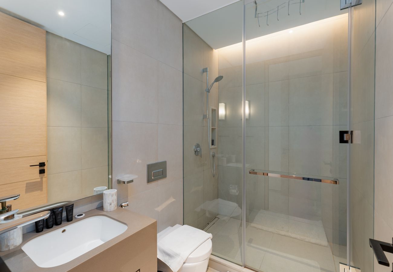 Apartment in Dubai - Elegant Address JBR 3BR w/ Beach Accesss