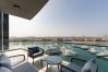 Apartment in Dubai - Refined 3BR Apt w/ Beach Access at The Palm