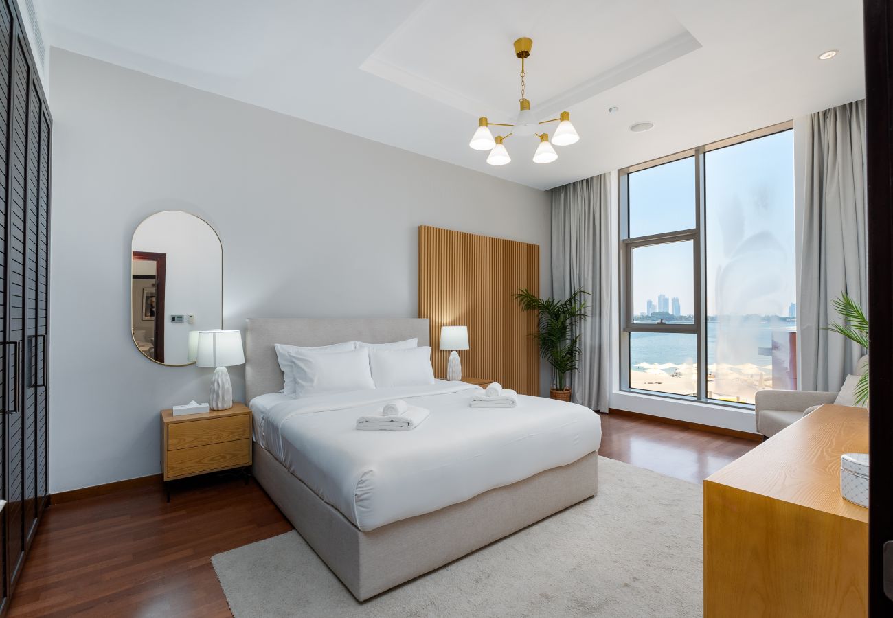 Apartment in Dubai - 2BR at the Palm | Balcony, Pool, Gym & Beach 