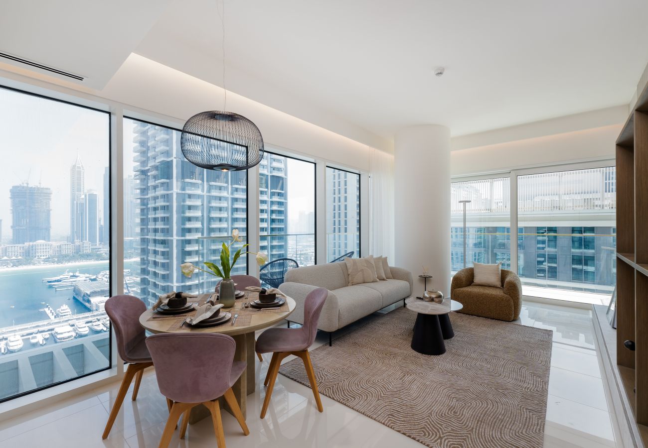 Apartment in Dubai - Prime 1BR Emaar Beachfront w/ Beach Access 