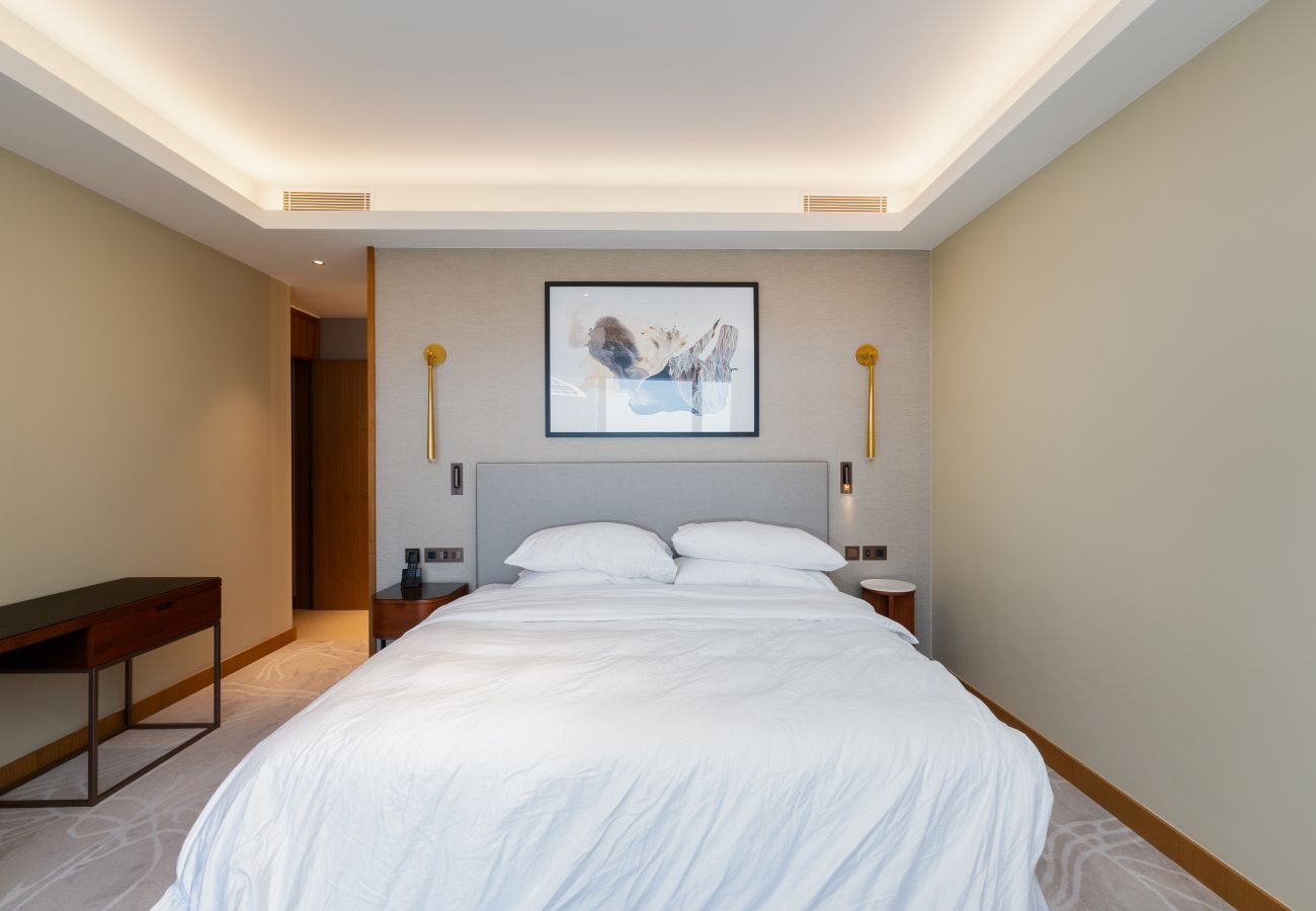 Apartment in Dubai - 2BR Address Dubai Opera | Walk to Mall, Burj Khalifa & Opera	