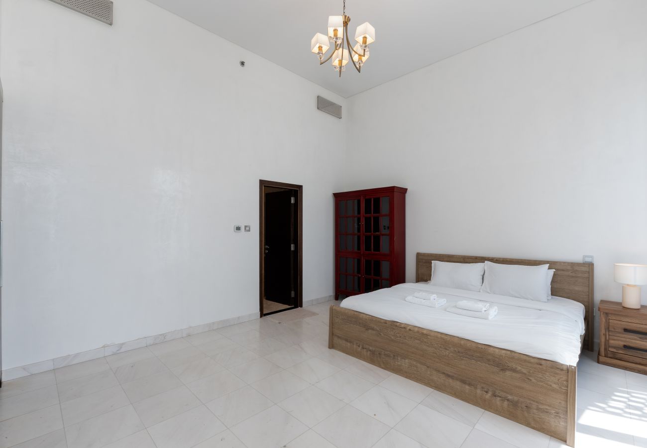 Apartment in Dubai - Elegant 4BR Marina Penthouse | Private Pool